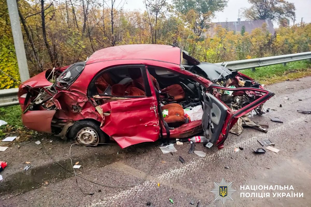 Пасажирка Daewoo Lanos загинула у ДТП із вантажівкою на Рівненщині 