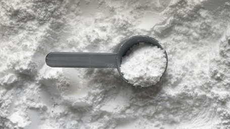 Сода потрібна не лише для випічки: 5 нестандартних способів використати її в побуті