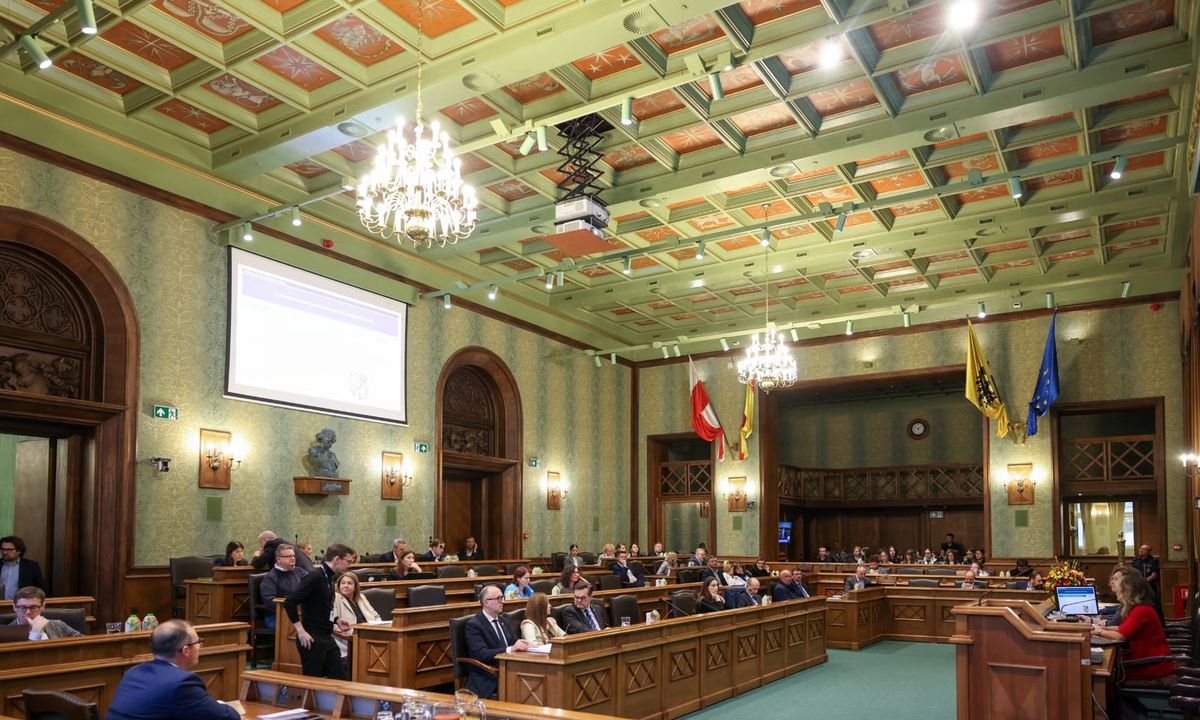 Вроцлав вимагає від Андрія Садового відмежуватися від оголошення року УПА на Львівщині