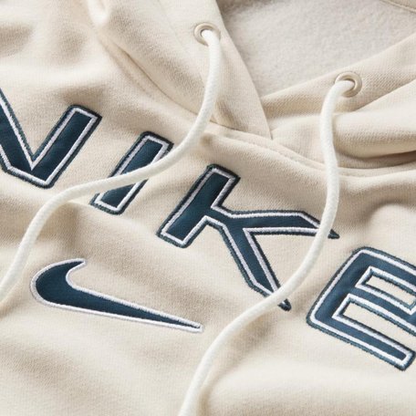 Хмельницького підприємця оштрафували за підробку одягу Nike