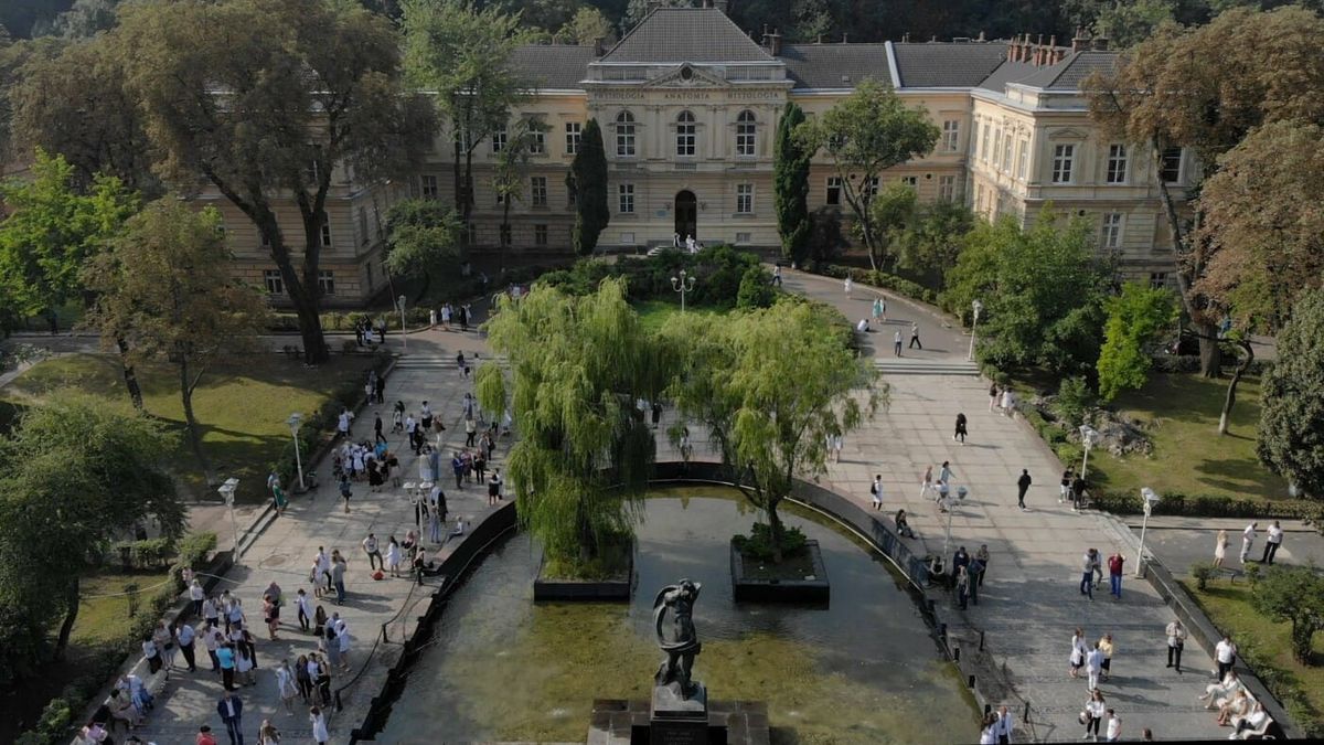 Львівський медуніверситет посилив правила безпеки після суперечок у соцмережах