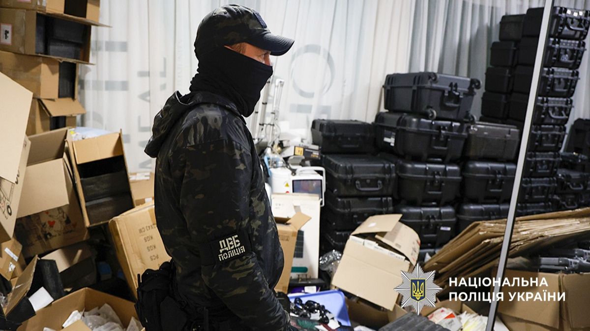 Поліція викрила у 8 областях схему збуту БпЛА на мільйони доларів