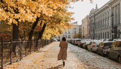 Осінь ще потішить сонцем, але не всіх: якою буде погода в Україні на вихідних