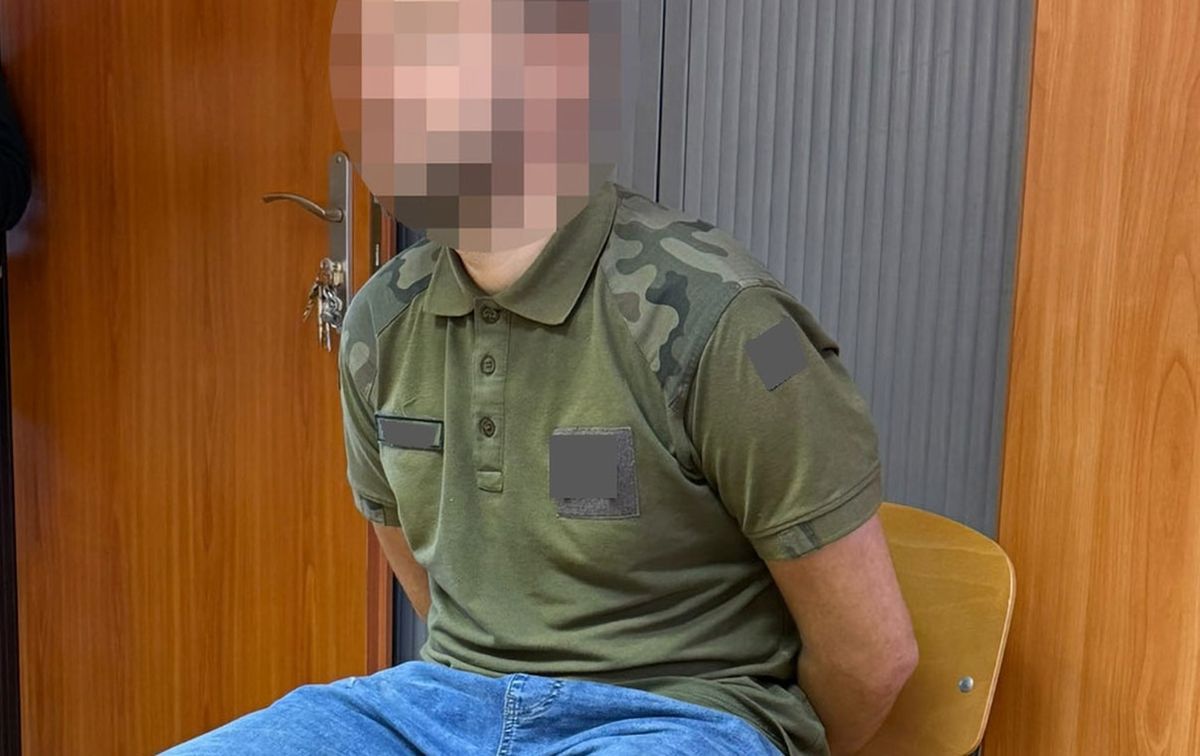 Поліція затримала 30-річного поляка після нападу з ножем на українців в автобусі