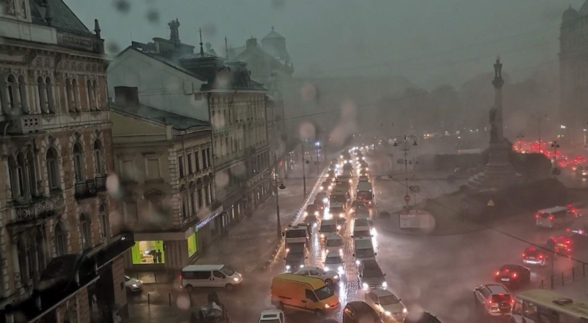 На тепло розраховувати не варто: якою буде погода на Львівщині на вихідних