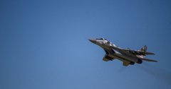 Генпрокуратура Словаччини поновила розслідування щодо передачі Україні винищувачів МіГ-29 та ППО