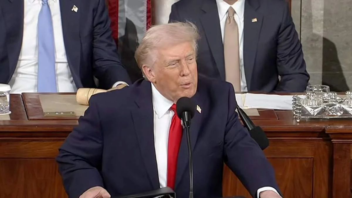 Дональд Трамп назвав дурними людьми прихильників посилення санкцій проти Росії
