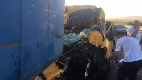 Дев’ятеро людей загинули в аварії мікроавтобуса в Криму