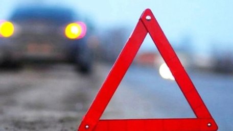 На трасі Київ-Чоп біля Львова автомобіль збив на смерть 68-річного пішохода
