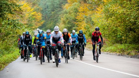 Найкращі маршрути та краєвиди: багатоденна велогонка TOUR de ONUR на Львівщині 