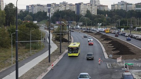Вулицю Хуторівку у Львові відкрили для проїзду