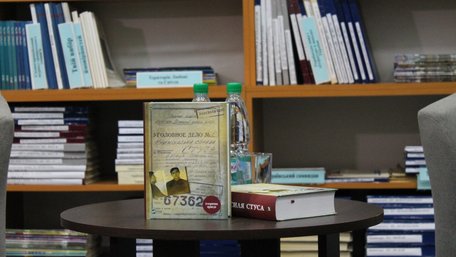 Садовий закликав львівські книгарні не вилучати з продажу книжку про Стуса