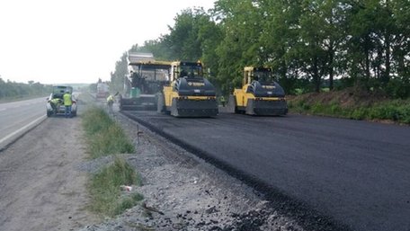 Суд стягнув з львівської фірми 87 млн грн за невиконаний ремонт дороги