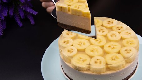 Сирно-банановий торт без випікання. Рецепт дня