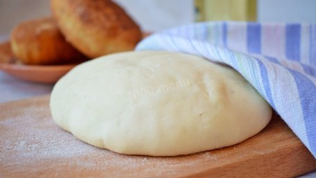 Пишне тісто для пиріжків і пончиків. Рецепт дня