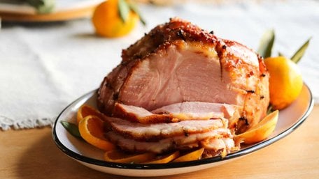 Глазурована шинка до різдвяного столу. Рецепт дня