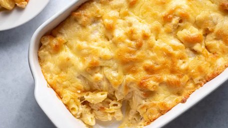 Запечені макарони з сиром. Рецепт дня