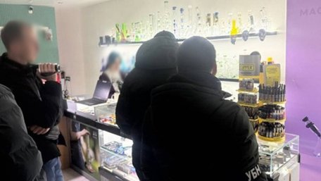 У центрі Львова викрили магазин з продажу наркотиків під виглядом желейок