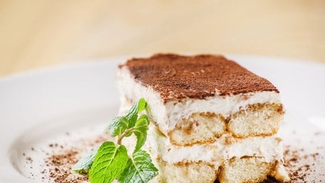 Тірамісу без сирих яєць і алкоголю. Рецепт дня