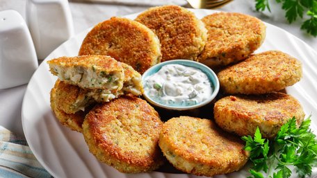 Ніжні рибні котлети. Рецепт дня