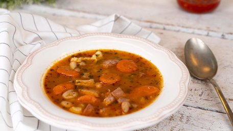 Морквяний суп із яловичиною. Рецепт дня