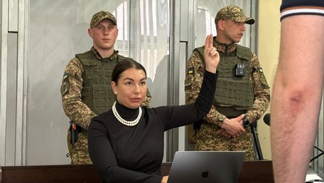 Суд забуксував у хаосі