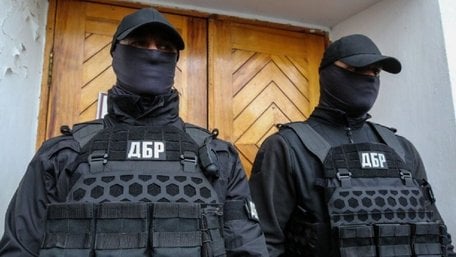 Посадовці сільради біля Львова за 16 тис. доларів оформляли відстрочки ухилянтам