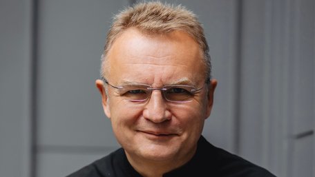 Львів’янин облив Андрія Садового невідомою речовиною в центрі міста