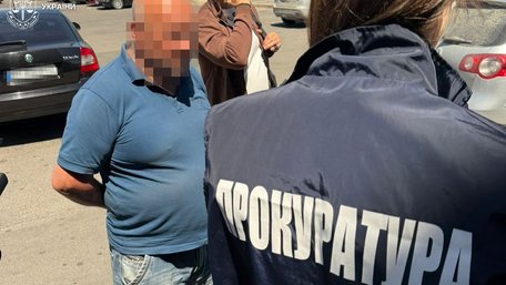 Ексдепутата та його сина затримали за переправлення ухилянтів на Львівщині