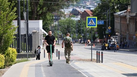 Електросамокат – не іграшка. Це транспорт, який калічить і вбиває дітей