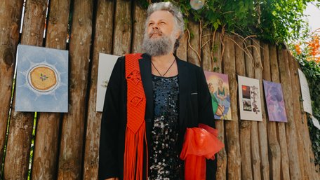 Як заспівати літературу: поради від Цукренка, Чеха та Vivienne Mort