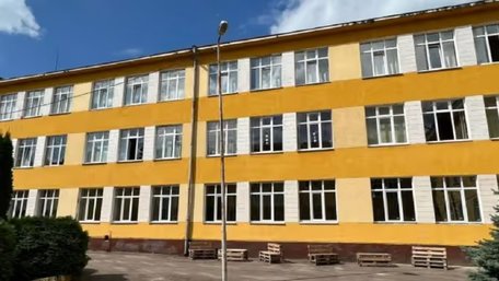 Брата депутата Львівської міськради підозрюють у привласненні 575 тис. грн на ремонті школи