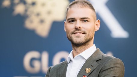 «Я відкриваю дітям світ технологій із конструювання роботів»