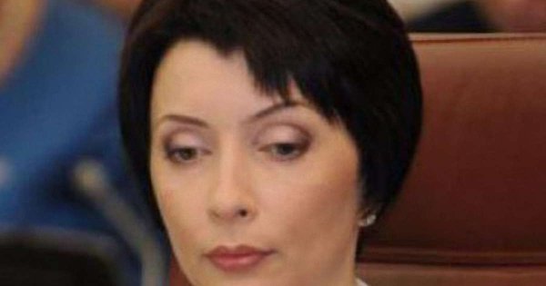 Елена Лукаш Голая