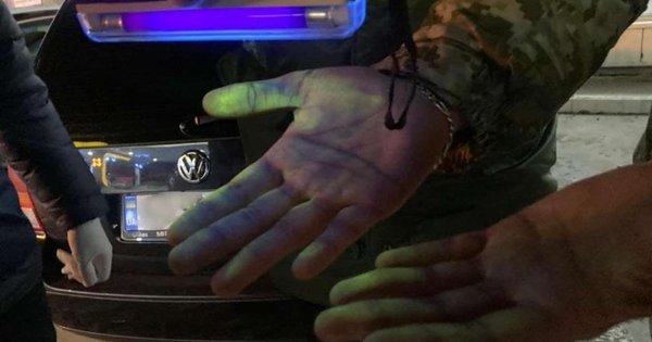 Двох закарпатських прикордонників затримали за співпрацю з контрабандистами - ZAXID.NET