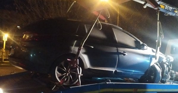 П'яний водій Renault Megane побив запарковані машини у Львові