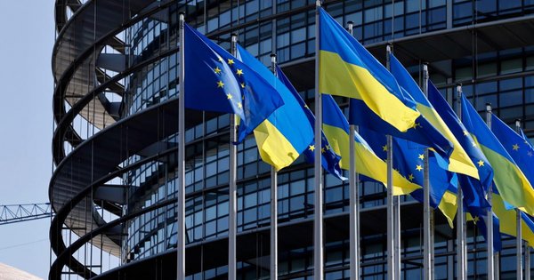 ЄС розглядає варіанти передачі Україні заморожених активів центробанку РФ