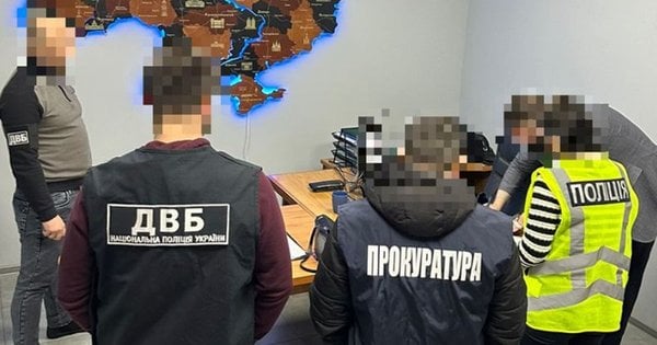 Суд звільнив від покарання жительку Львівщини, яка взяла хабар за складення іспиту з водіння