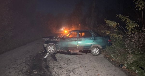 На Львівщині у ДТП з п'яним водієм автомобіля ВАЗ травмувалася неповнолітня пасажирка