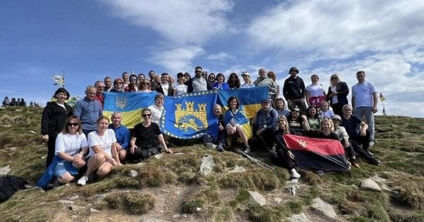 Львівські освітяни переказали денну зарплату на благодійність