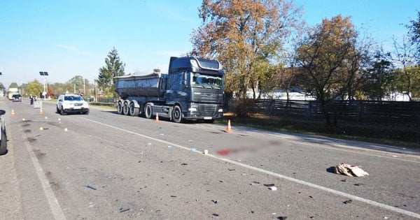 Унаслідок зіткнення з фургоном на Рівненщині загинув 43-річний мотоцикліст