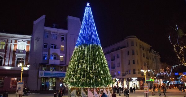 В Івано-Франківську вперше з початку війни встановлять різдвяну ялинку