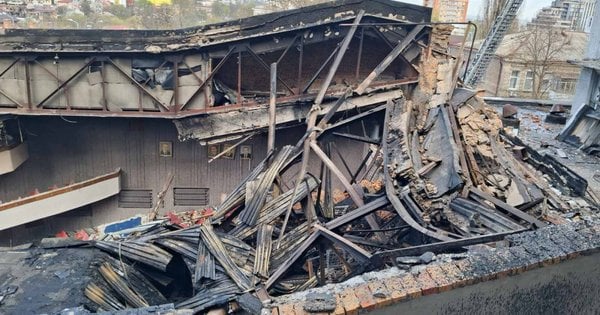 У Дніпрі російський дрон влучив у будівлю Університету науки і технологій