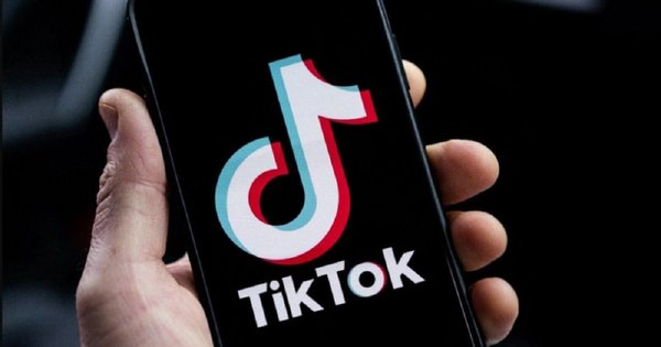 На Львівщині суд оштрафував матір школяра за булінг вчителів у TikTok