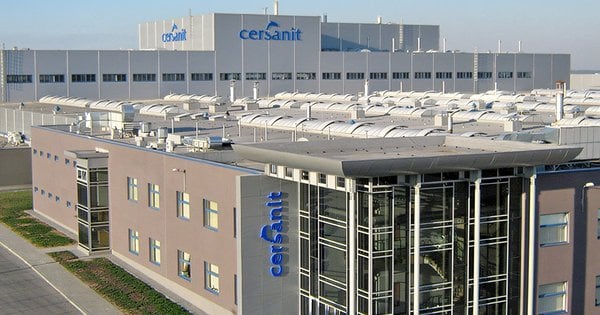 Завод Церсаніт Cersanit у Звягелі не працюватиме пів року через російську атаку