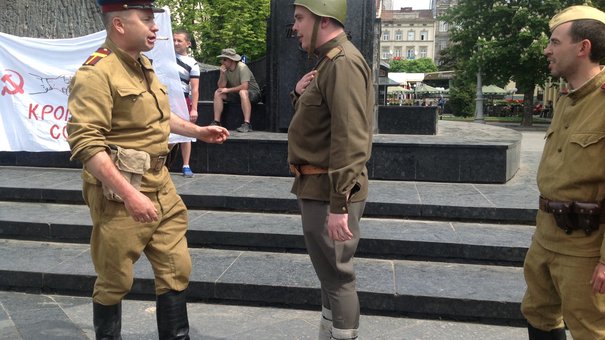 У центрі Львова показали виставу про Другу світову війну