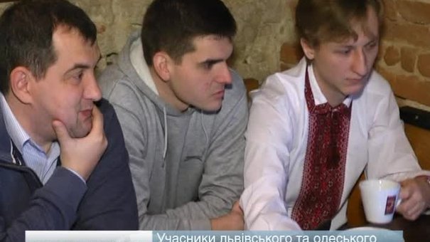 Учасники львівського та одеського Євромайданів зіграли у шахи