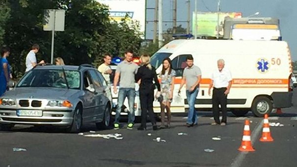 У Львові на пішохідному переході збили двох чоловіків 