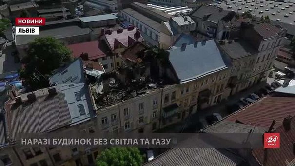 Пожежа на даху будинку у Львові завдала майже півмільйонних збитків