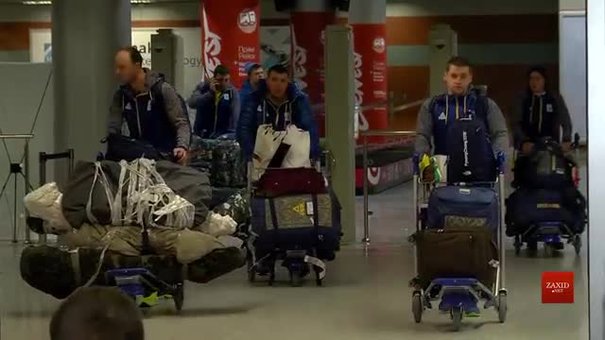 Українські санкарі-олімпійці прилетіли із Південної Кореї до Львова 